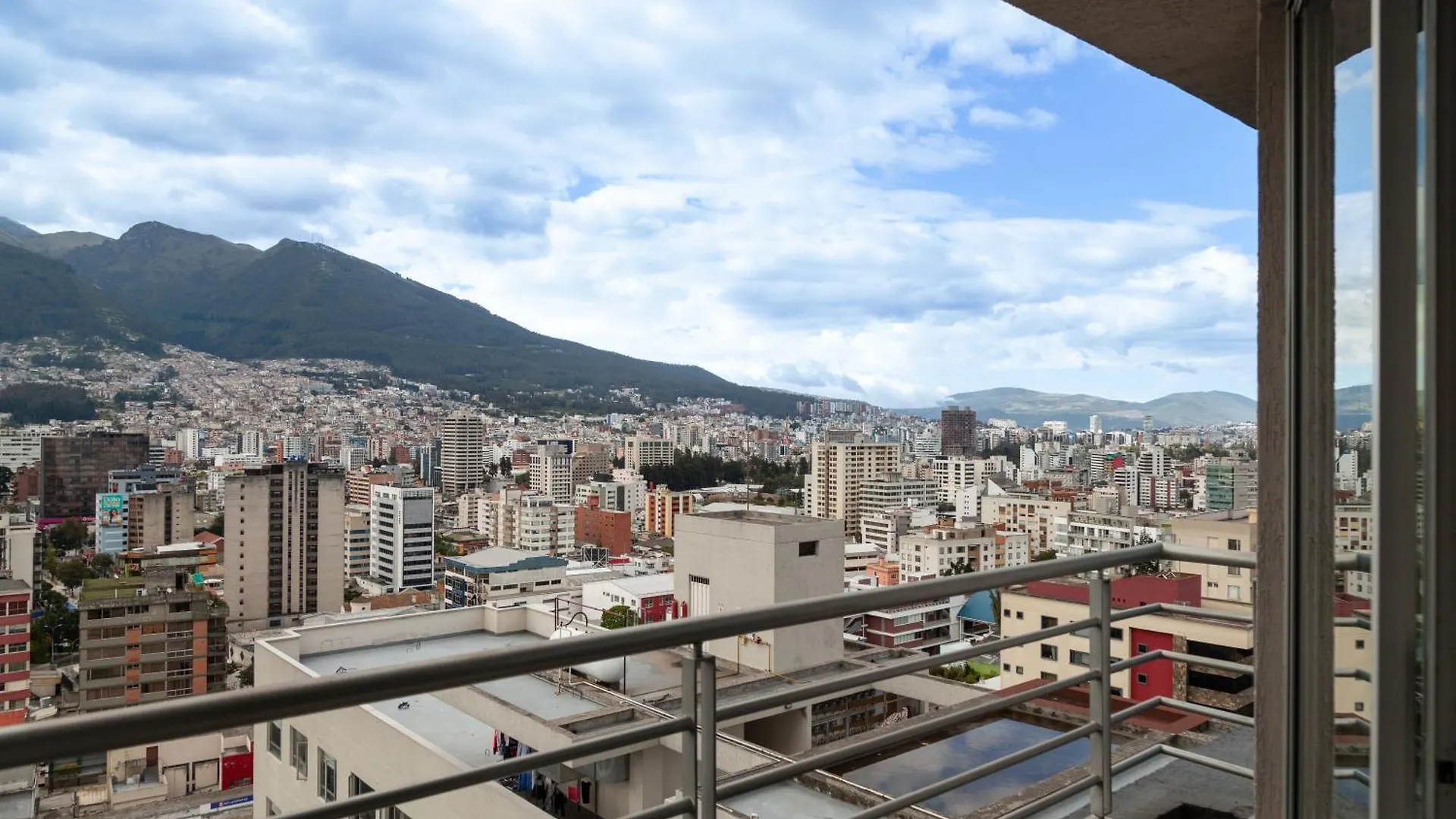 Olympus Apartments Quito